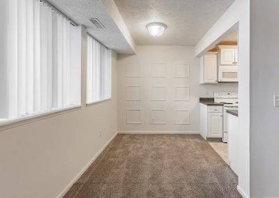 delta-square-apartments-rent-in-lansing-mi-gallery-21